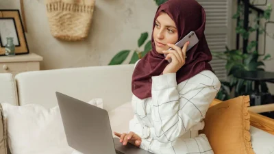 menelepon dengan smartphone